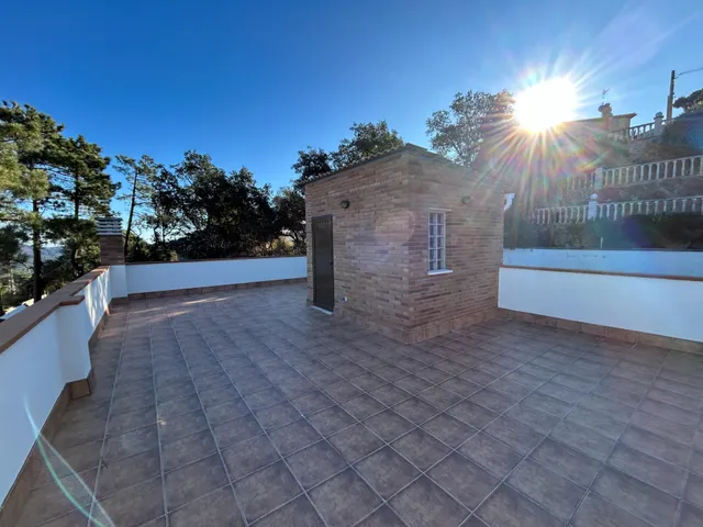 Espaciosa casa con impresionantes vistas a la montaña — 41