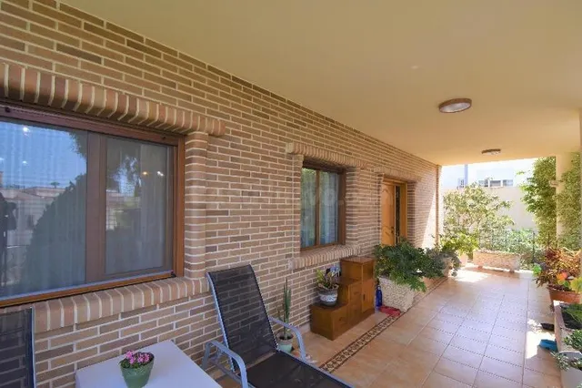 Villa de Lujo independiente, 5 dormitorios, 4 baños, piscina - foto 5