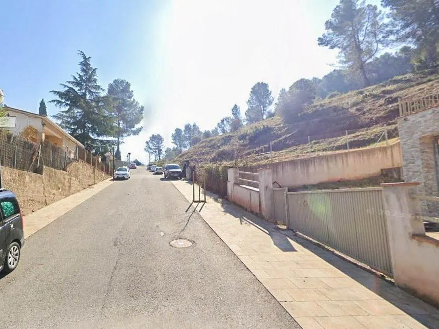 Terreno a la venta en Castellví de Rosanes