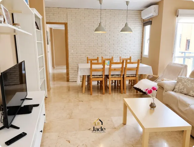 Piso muy luminoso en pleno centro – ideal para vivir o invertir — 3