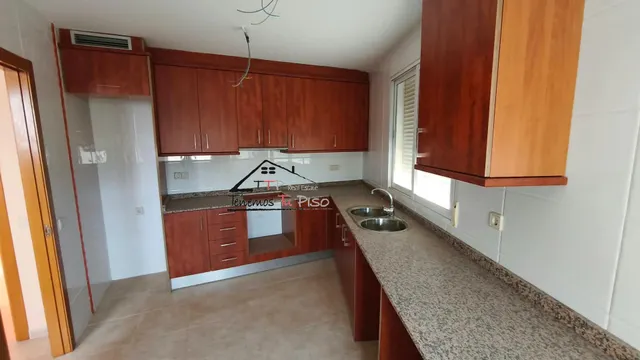 ÁTICO-DÚPLEX A ESTRENAR. 5 DORMITORIOS. 3 BAÑOS. TERRAZA DE 60M. COCHERA INCLUIDA — 22