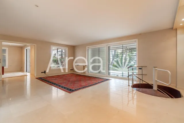 Espectacular villa con vistas al mar en Rocaferrera — 17