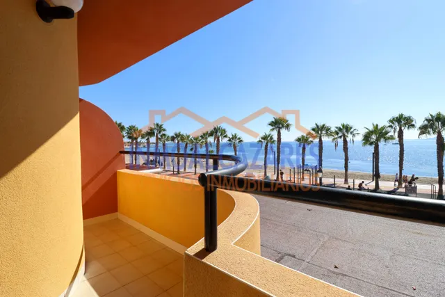 ESPECTACULAR DUPLEX DE  3 DORMITORIOS Y 2 BAÑOS, EN PRIMERA LÍNEA DE PLAYA CON VISTAS AL MAR EN LOS NAREJOS, LOS ALCAZARES, MURCIA. — 30