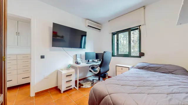 PRECIOSA CASA  A LA VENTA EN BENAHAVIS — 18