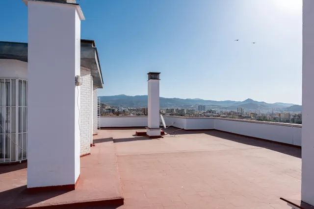 Atico 1 habitación con piscina Zona Carlos Haya — 11