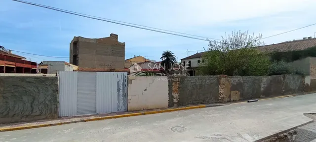 SE VENDE CASA EN JACARILLA,  PARA REFORMAR — 5