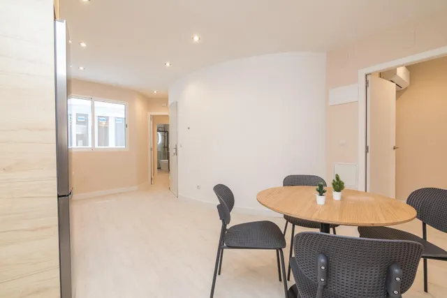 VIVIENDA RECIÉN REFORMADA EN VENTA CALLE CORREDORA · ELCHE — 17