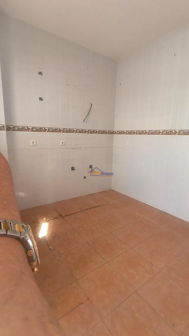 Amplio Adosado en el Corazón de Fondon por solo €125,000 — 6