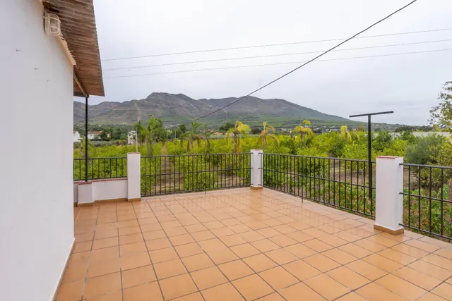 Exclusivo Chalet en Alhaurín el Grande con Piscina y Amplias Vistas — 46