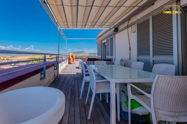 ATICO EN LOS VALLES CON 104 M2 DE TERRAZA Y VISTAS INMEJORAB - foto 3
