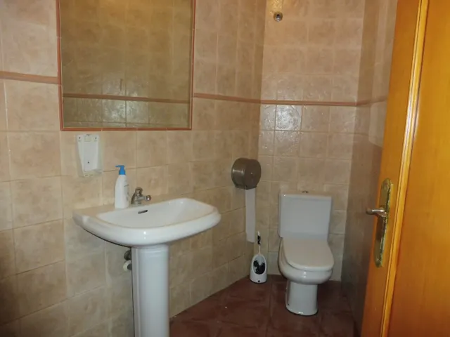 ¿ LOCAL COMERCIAL CON NEGOCIO CONSOLIDADO? ¿ O TU NUEVA CASA ESQUINERA CON ZONAS COMUNES ? — 25