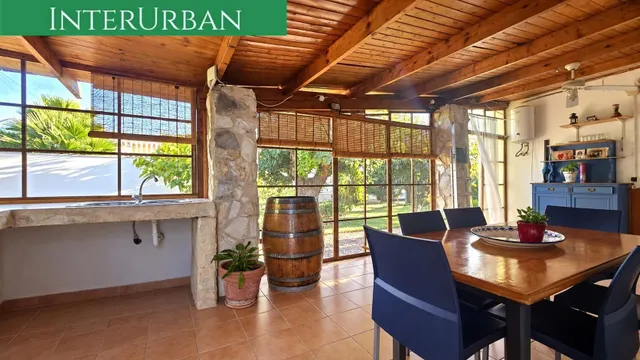Espectacular chalet independiente con piscina privada y gran parcela en La Pobla de Vallbona — 19