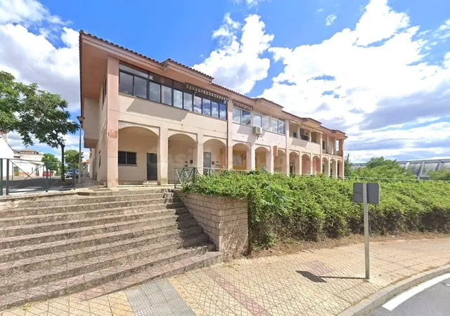 Venta de Piso + Garaje en Cáceres
