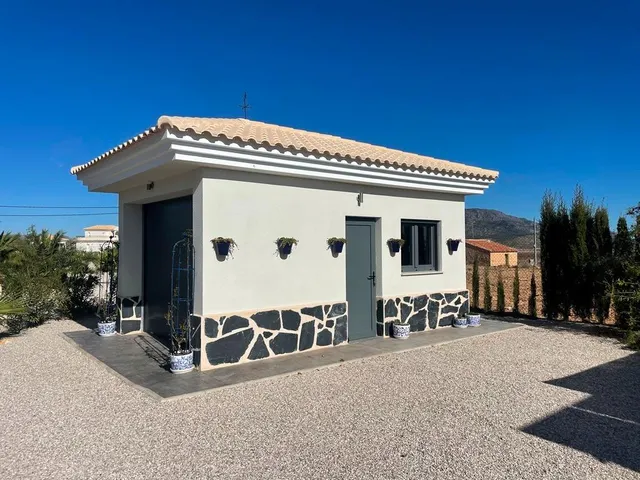 VILLAS DE OBRA NUEVA EN PINOSO — 17