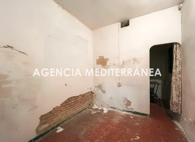 CASA DE DOS PLANTAS A LA VENTA EN ALCÀSSER — 9