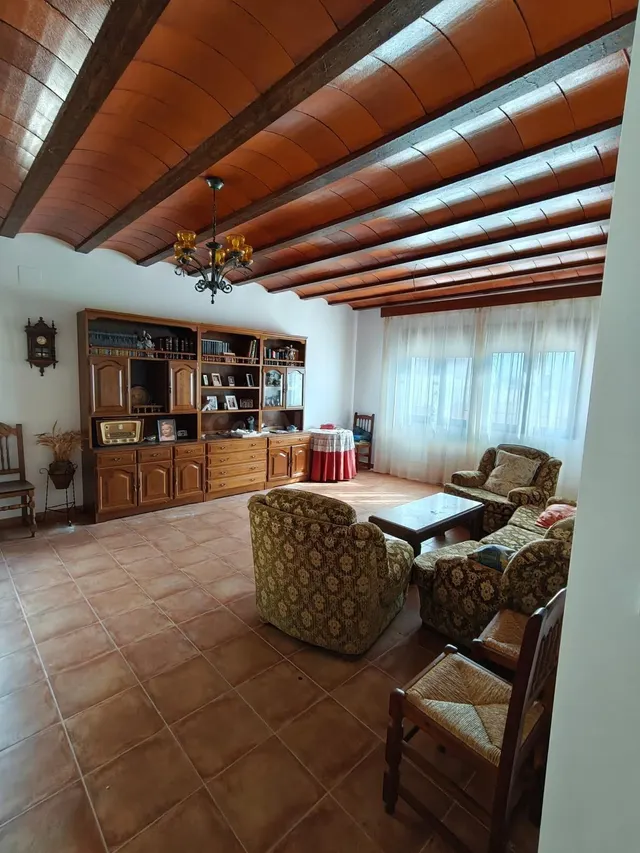 Encantadora casa en Casas de Haro - foto 4