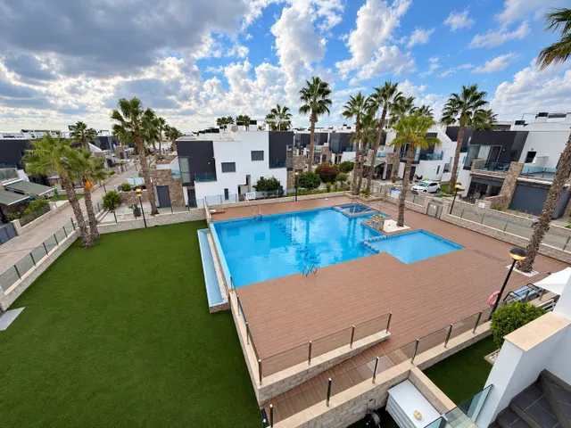 Dúplex 3 habitaciones 98m² en venta - Lomas de Cabo Roig — 23