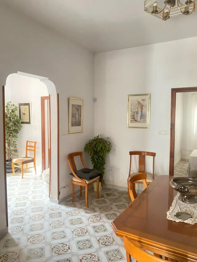 Oportunidad única, BAJO CON 80M DE PATIO — 6