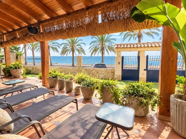 Chalet independiente en primera línea de mar en Santiago Bernabéu, Santa Pola — 18