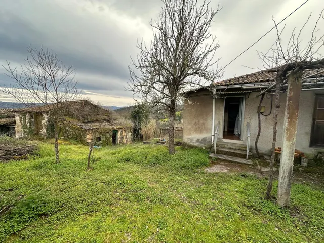 Casa de pueblo para restaurar