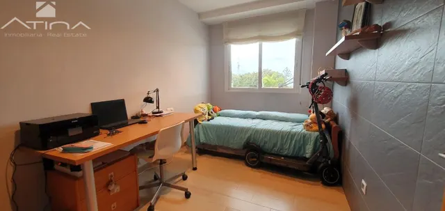 Encantador y amplio piso, lleno de luz natural, está ubicado en el tranquilo pueblo de Miramar, — 7