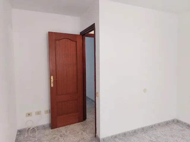 Piso listo para vivir junto a Los Majuelos y el tranvía — 19
