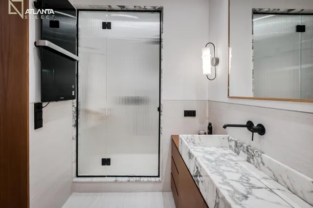 EXCLUSIVO PISO CON ELEGANCIA ATEMPORAL EN LOS RECOLETOS — 30