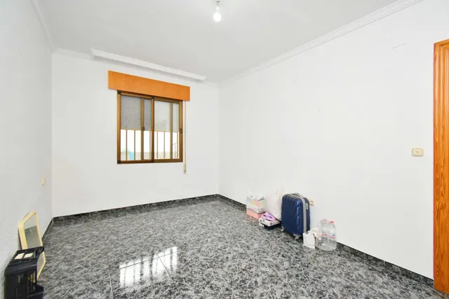 VIVIENDA DE PLANTA BAJA CON SOLARIUM Y COCHERA — 14