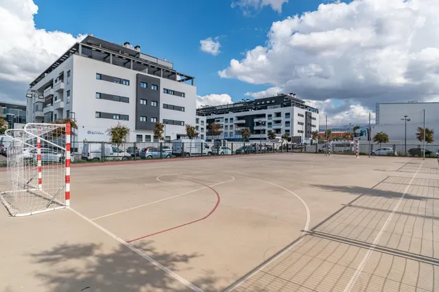 Exclusiva vivienda en Residencial Nevada — Urbanización de lujo junto al Centro Comercial Nevada — 9