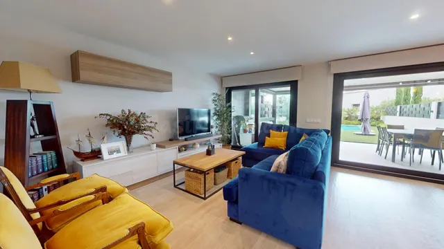 ARGANCE INMOBILIARIA presenta este EXCLUSIVO CHALET ADOSADO  - foto 4