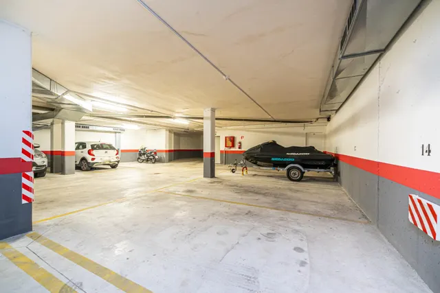 Alquiler de parking en el Coll d'en Rabassa — 13