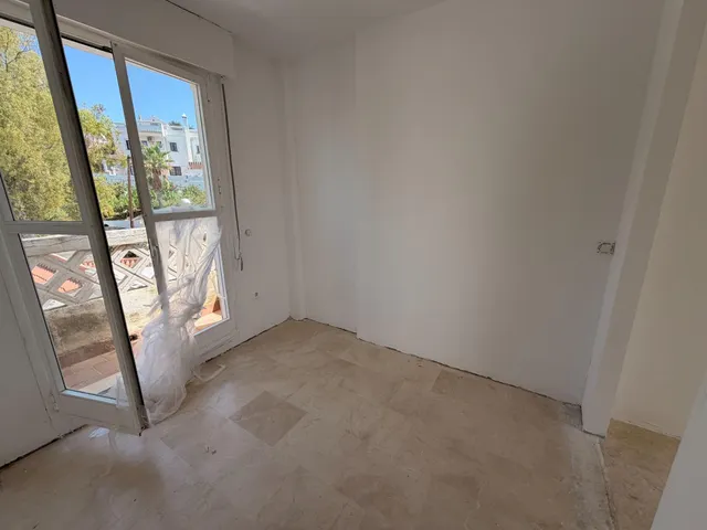 PAREADO EN LA SIERREZUELA , MIJAS - OPORTUNIDAD DE REFORMA — 39