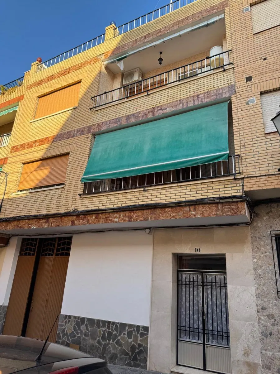 CASA EN CASCO URBANO DE LANJARON