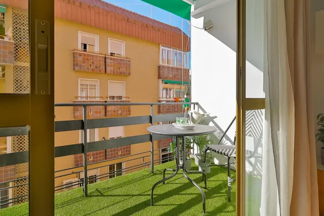 ¡¡¡¡¡ ATENCIÓN INVERSORES!!!!  PISO DE 4 habitaciones CON LICENCIA TURÍSTICA CON ALTA RENTABILIDAD — 21