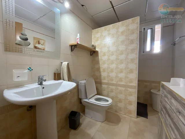 CHALET CON PISCINA EN EL PARETON — 19