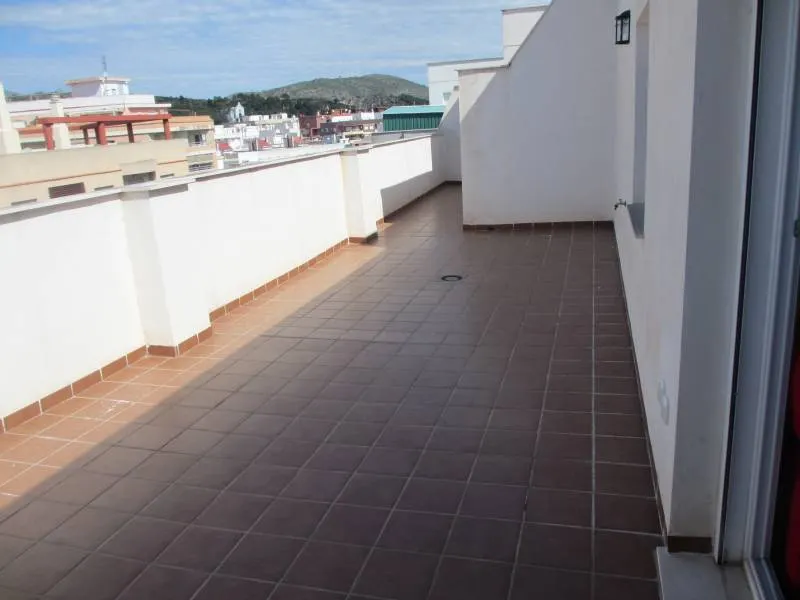 AVENIDA DE VALENCIA (GANDIA) - ÁTICO DUPLEX - SE VENDE