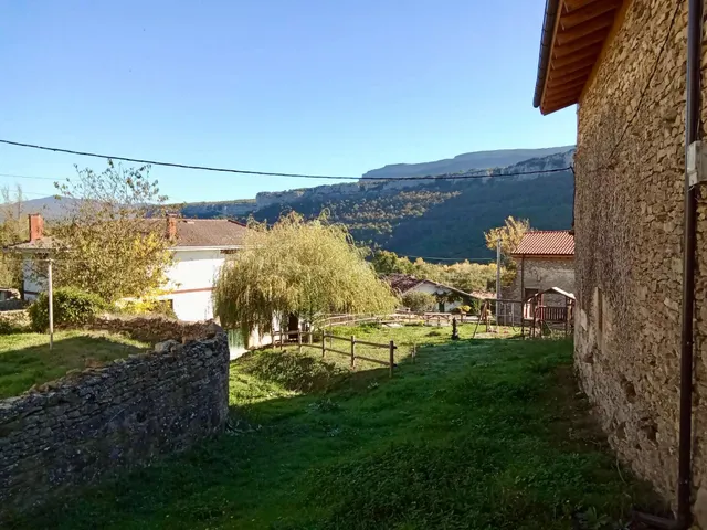 Casa de piedra con encanto y gran potencial turístico en san martín de las ollas — 3