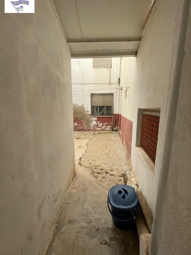 Amplia Casa en el centro de Valdeganga con Posibilidades de Reforma — 29