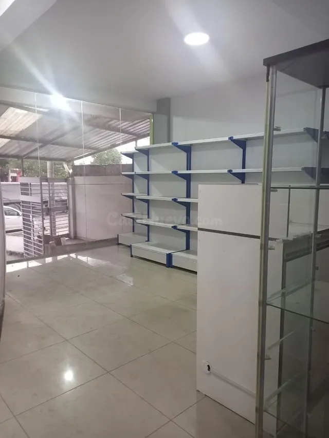Local comercial 37m² en alquiler - Condebamba - foto 4