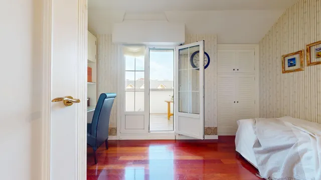 Chalet en primera línea de Laredo — 28