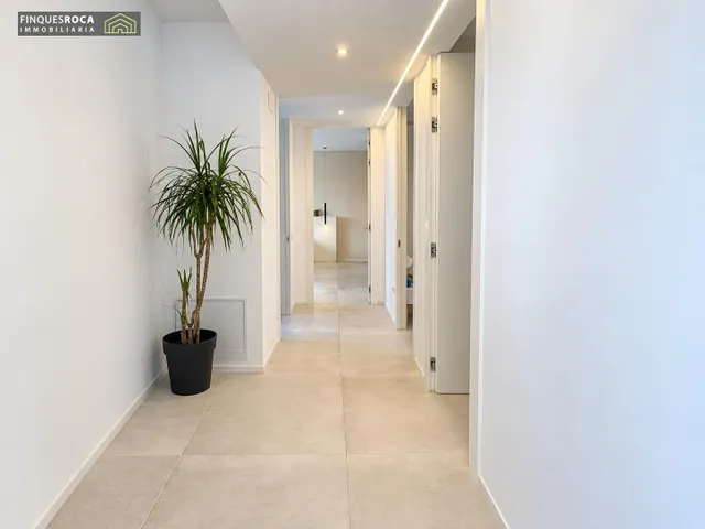 Exclusivo chalet de diseño con piscina privada a 200 metros del mar en les cases d’alcanar — 21