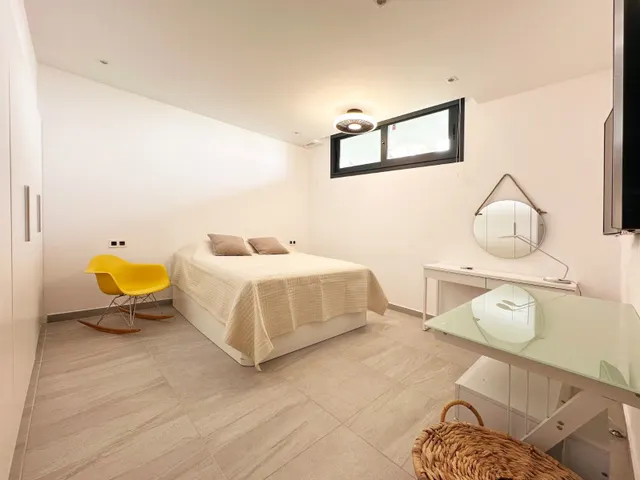 Villa 5 habitaciones 210m² en venta - Pueblo — 30
