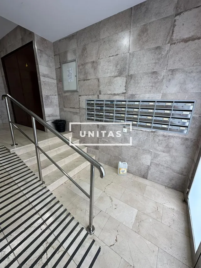 Oportunidad de Inversión, 2º Planta con Ascensor. — 18