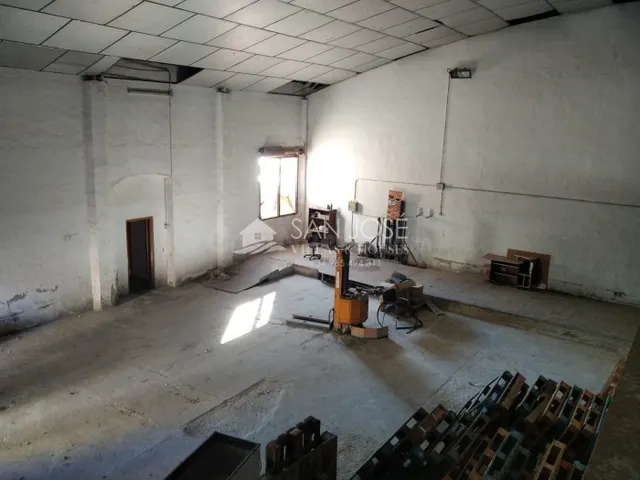 VENTA DE NAVE EN TORRELLANO — 4