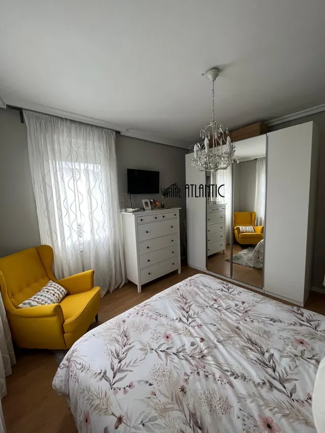 Casa 10 habitaciones 283m² en venta - Centro Urbano — 33