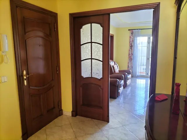 Piso en primera planta con patio de 31 m2 — 23