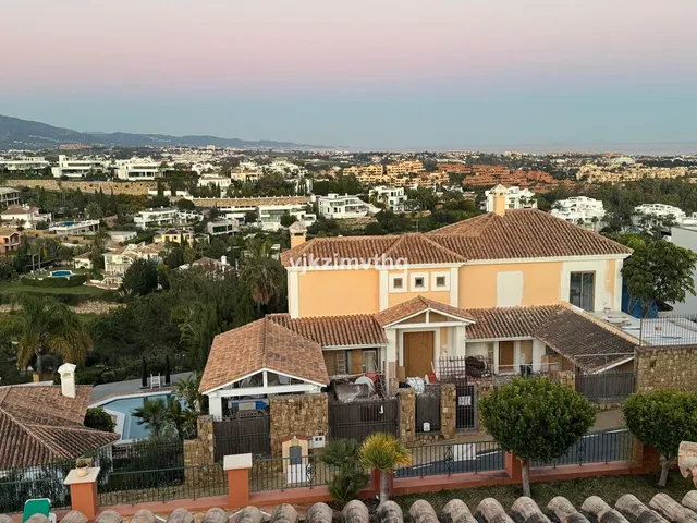 Chalet 5 habitaciones 761m² en venta - Costa del Sol — 48