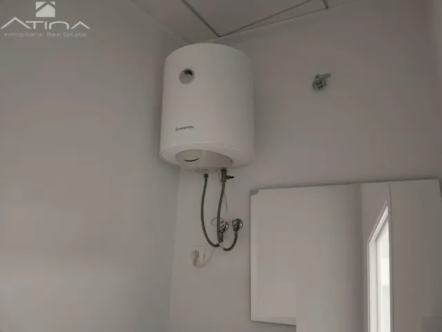 ¡Invierte en pleno corazón de Gandía! Un local con historia, luz y proyección. — 6
