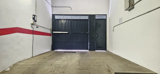 Amplia plaza de garaje en zona los pirralos-carlos i — 7