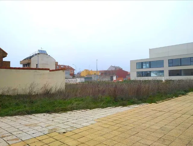 Suelo urbano residencial en VILLAREAL, PARCELA R2, DE PUENTE CASTRO SECTOR SUR — 4